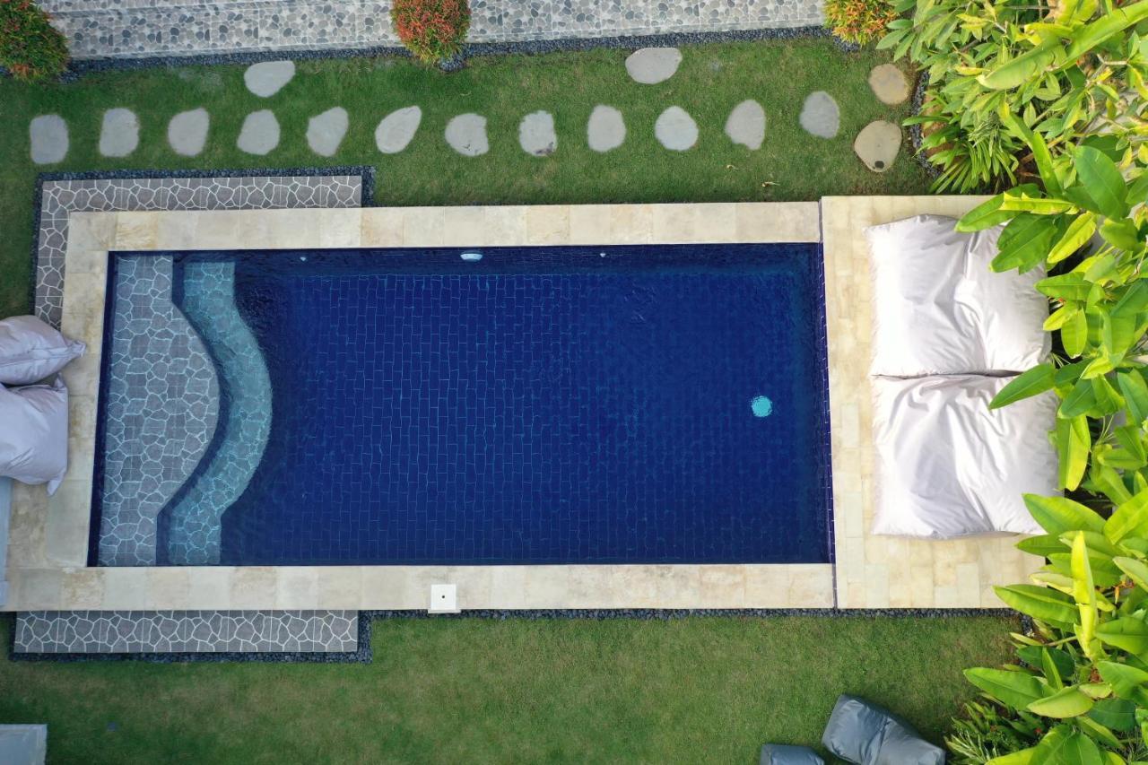 Surf & Party - Hostel Somewhere Else Canggu Eksteriør billede