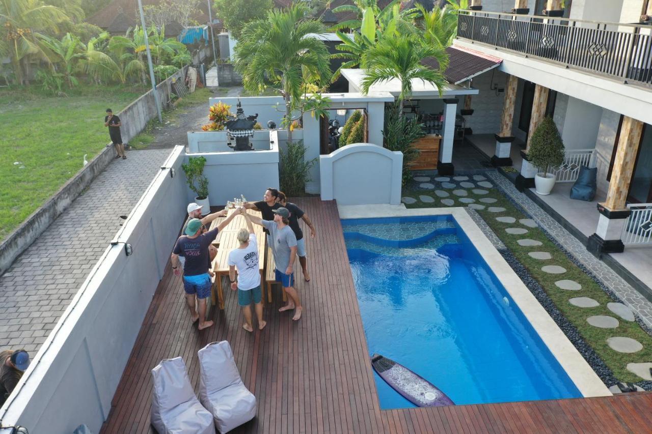 Surf & Party - Hostel Somewhere Else Canggu Eksteriør billede
